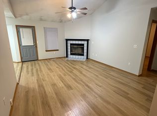 3906 W Wayland St, Springfield, MO 65807