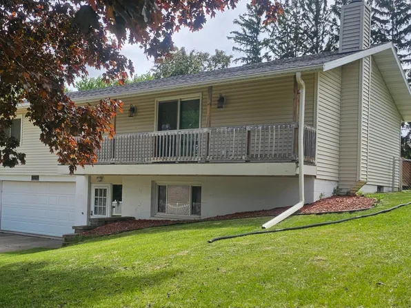 705 4th Ave NW, Plainview, MN 55964