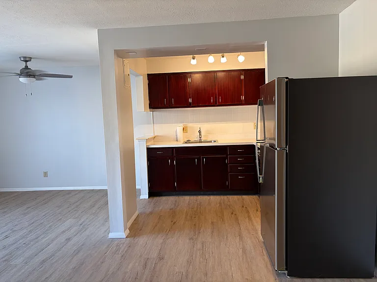 14567 Madison Ave #513 — Photo 10