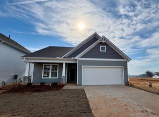 102 Wilson School St, Simpsonville, SC 29681