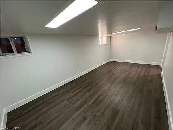 115 Highland Rd W — Photo 5