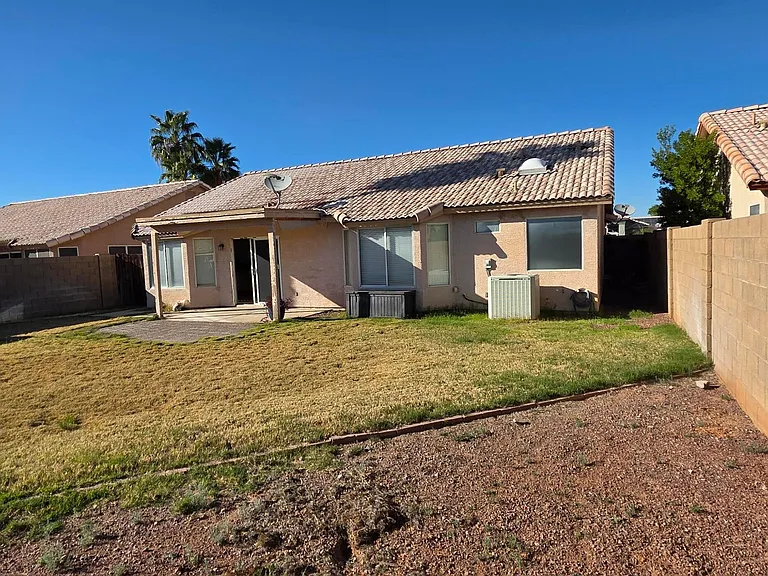 9163 W Davis Rd — Photo 24