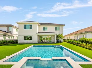 12143 Waterstone Cir, Palm Beach Gardens, FL 33412