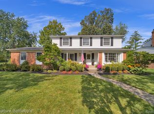 1350 Fairway Dr, Birmingham, MI 48009
