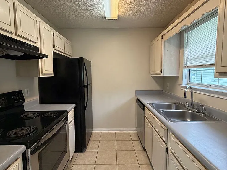 23 Talbot Ct — Photo 17