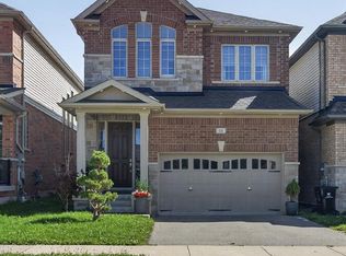 10 Reistwood Dr, Kitchener, ON N2R0N7
