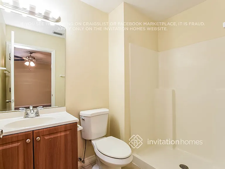 1771 Meredith Ave — Photo 11