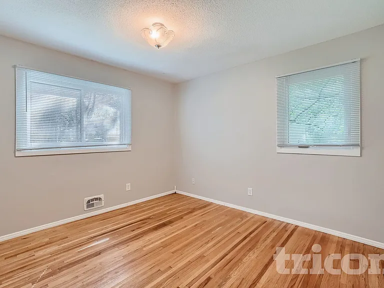 2505 Kennelly Ct — Photo 13