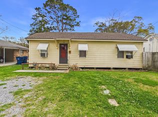 319 Samson St, Abbeville, LA 70510