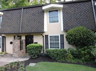 6304 Park Ave #D, Sandy Springs, GA 30342