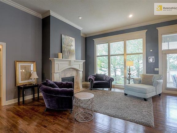 5th image of 15019 Ash St