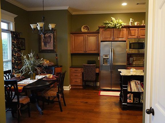 Kitchen/Dining