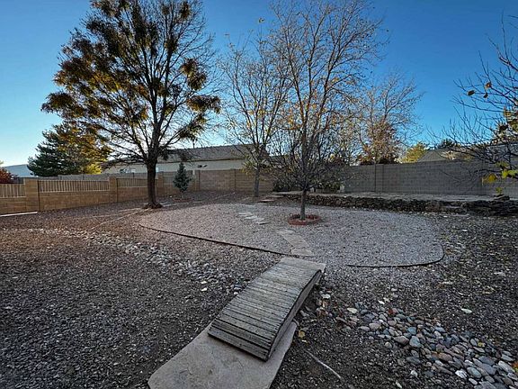 2nd image of 5320 N Bremont Way