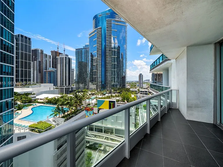 900 Biscayne Blvd — Photo 37