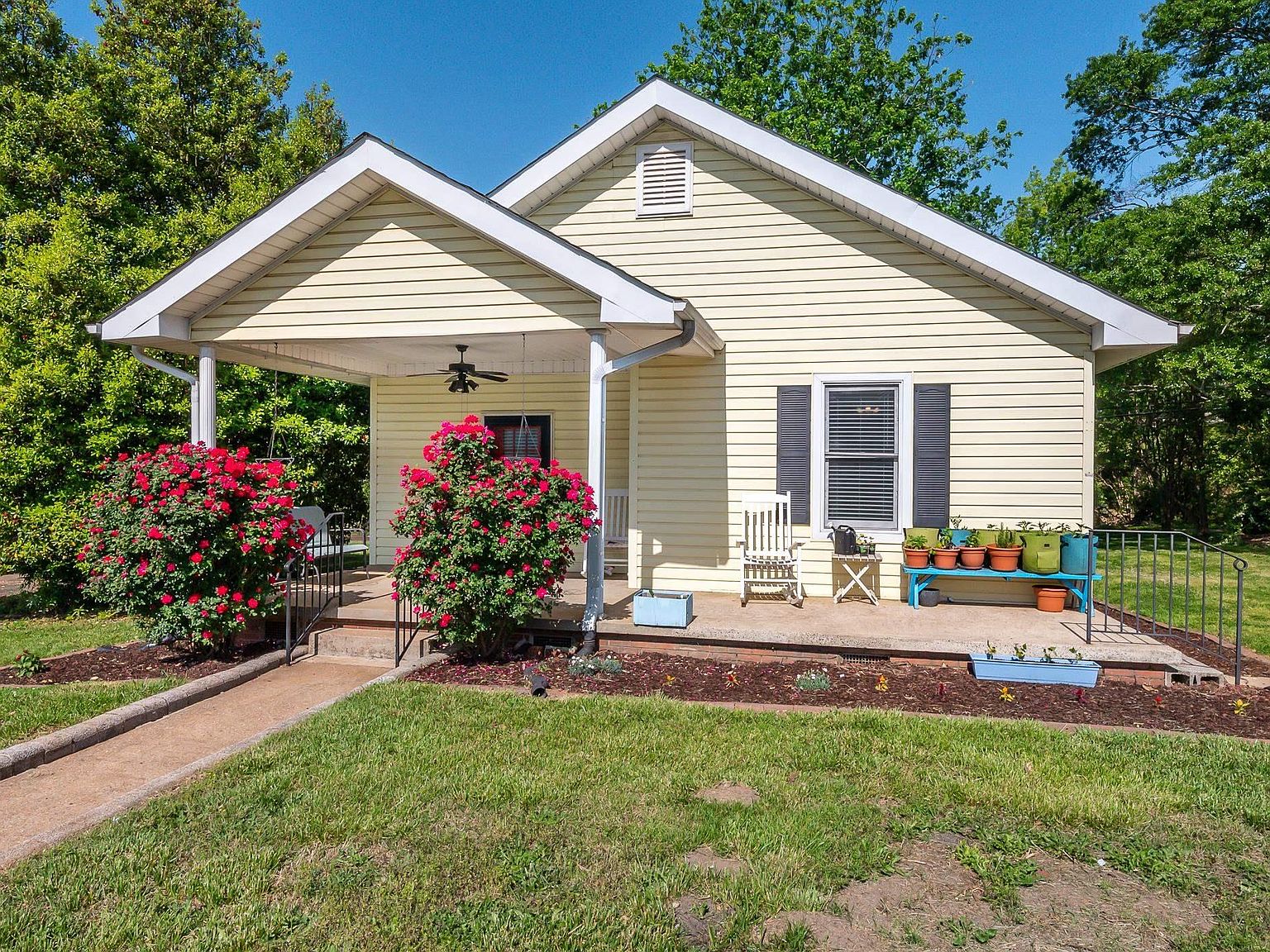 7 Lawrence St, Lyman, SC 29365 Zillow
