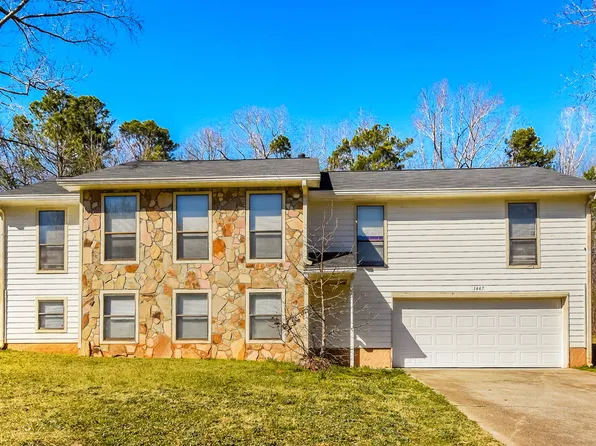 1447 Glynn Oaks Cir SW, Marietta, GA 30008