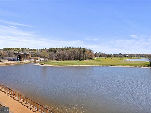 4th image of 31738 Lakeview Dr Unit 203