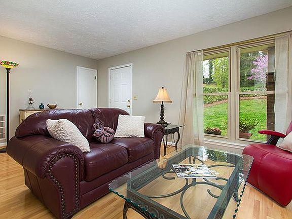 4th image of 4578 Jamerson Creek Dr