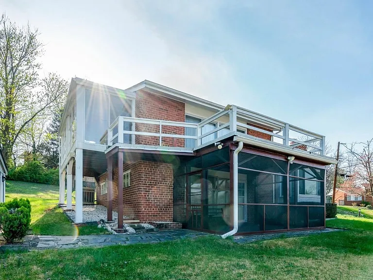 5517 Gwyn Pl — Photo 5