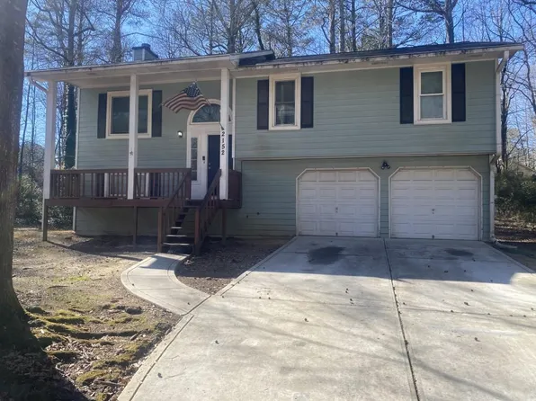 2152 Cedar Creek Ln, Lithia Springs, GA 30122