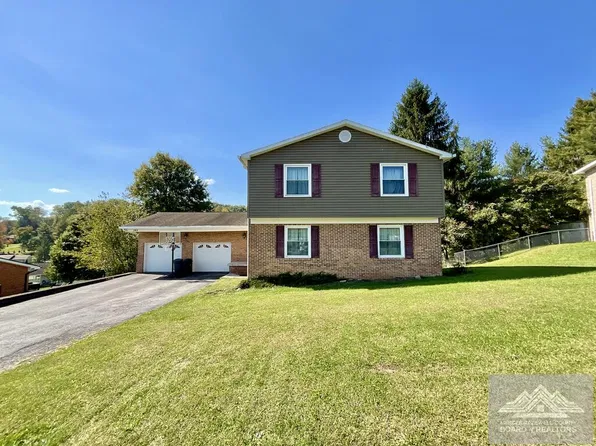 161 Cardinal Ave, Princeton, WV 24740