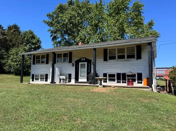 825 Summerville Rd, Brookville, PA 15825