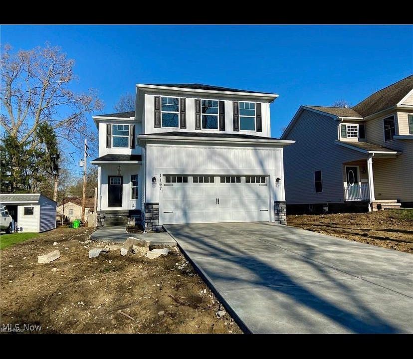 1st image of 1167 Iroquois Ave
