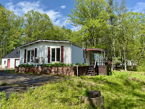 1597 Sanford Rd #1 Photo 1
