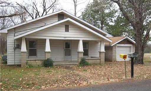 1st image of 205 N Gregg Ave