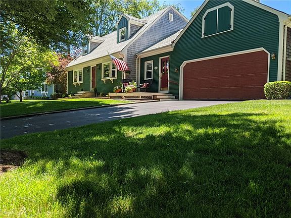 4th image of 19 Wendy Dr