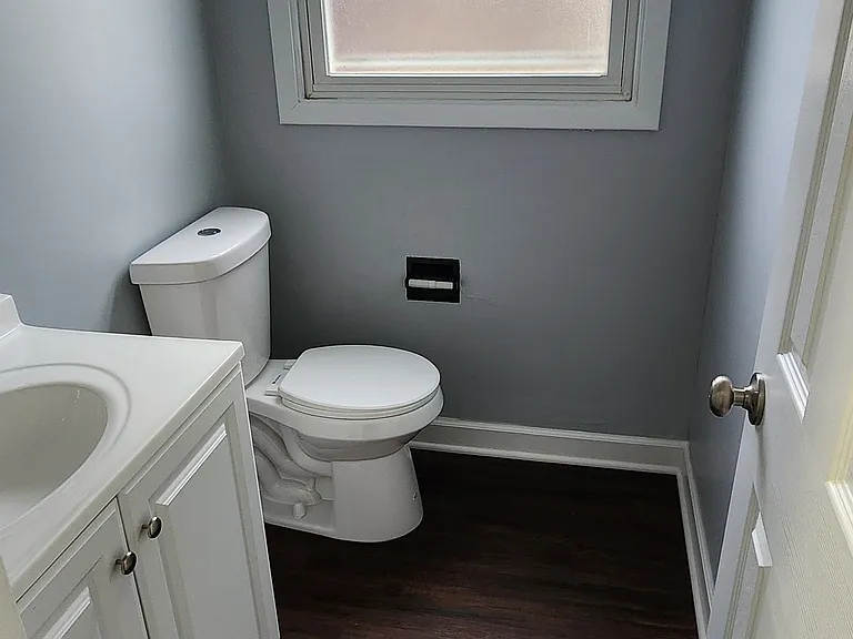209 Coral Ct — Photo 5