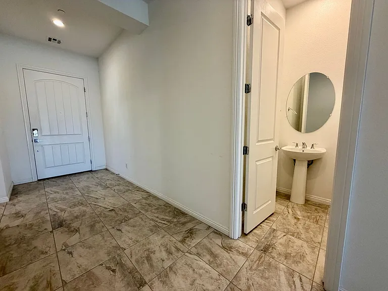 313 Meadow Brush Pl — Photo 7