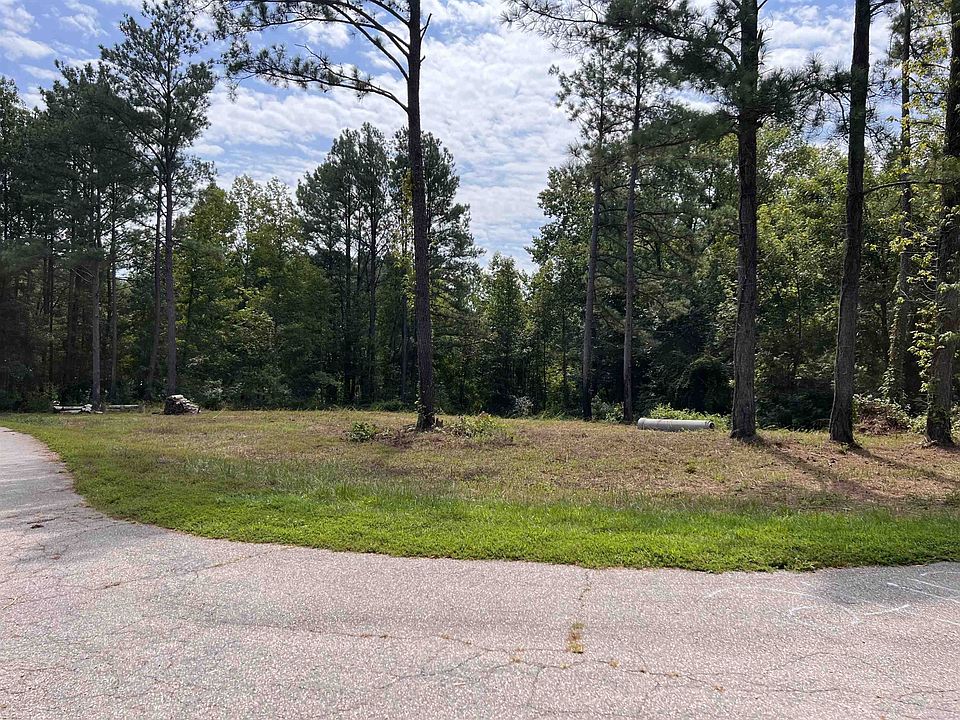1st image of 70 Whitney Dr #30