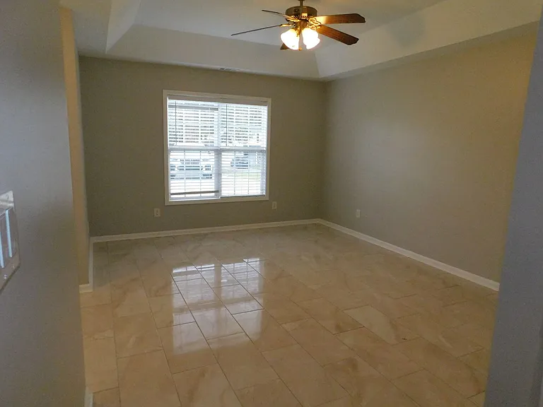 2027 E Park Dr — Photo 10