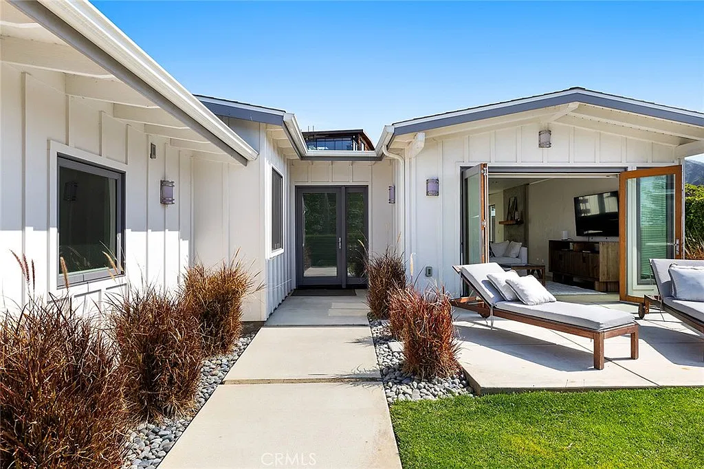 3 bed, 1412 sqft, $7,800 — Photo 2