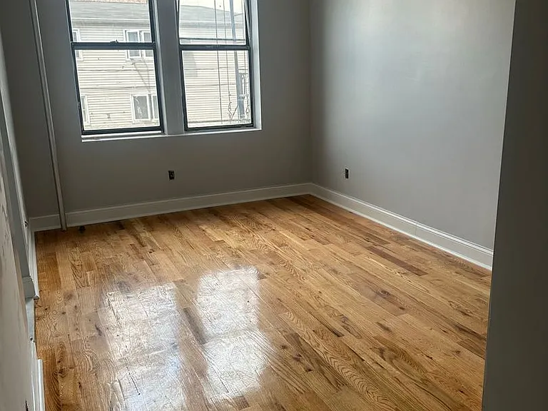119 - Golden Crest 119 60th Street, LLC — Photo 31