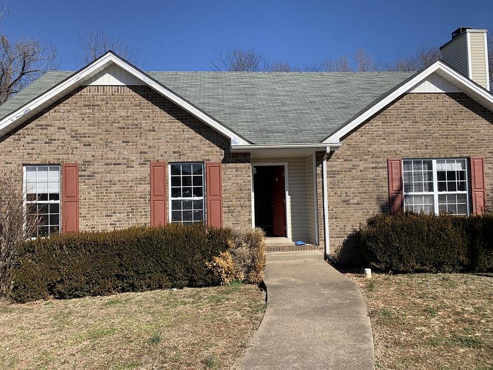 1st image of 379 Brook Mead Dr