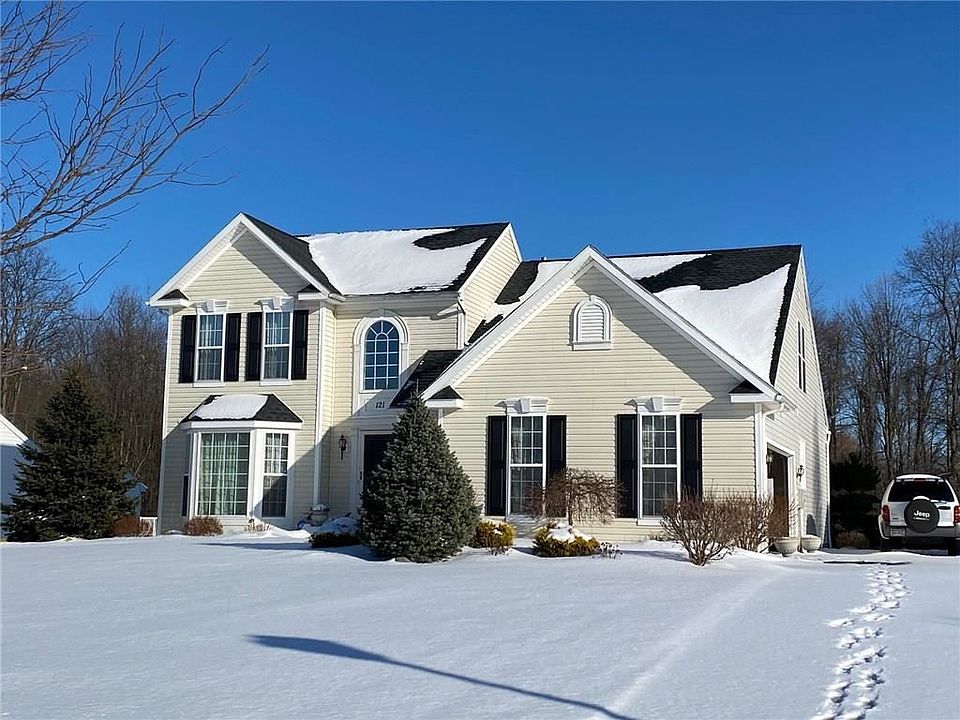 1st image of 121 Parkway