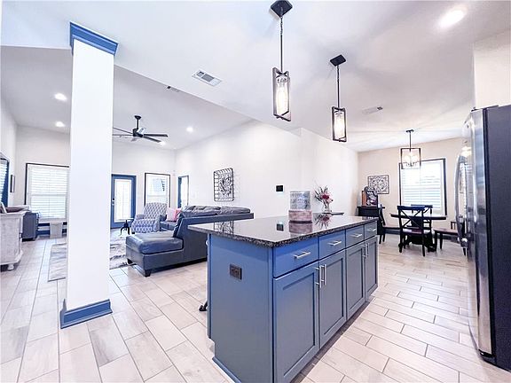 5th image of 5149 Savannah Ln