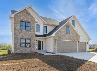 1109 High Ridge Trl, Solon, IA 52333