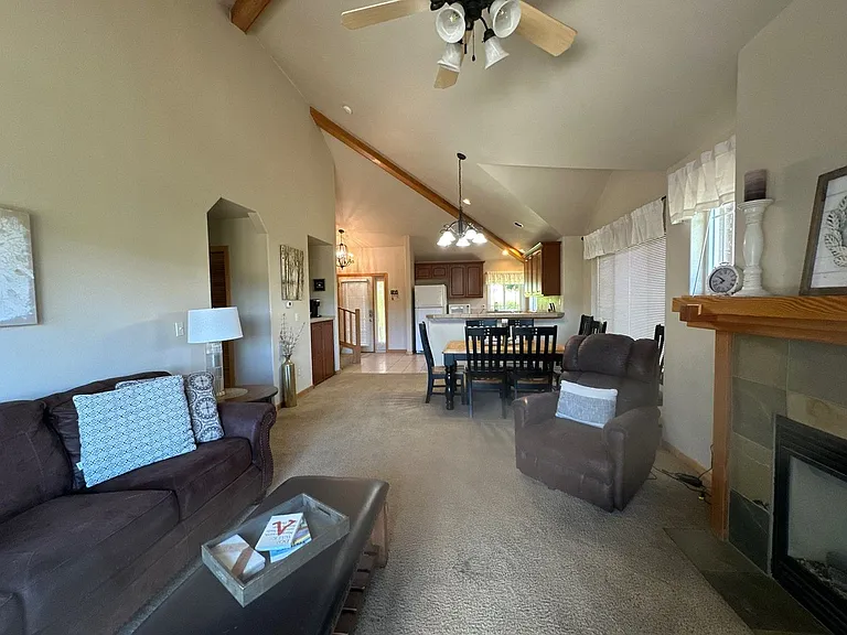 5015 Falcon Dr — Photo 8