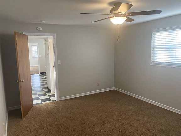 Bedroom 1/2