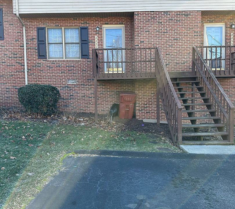 1st image of 2253 Forest Acres Dr