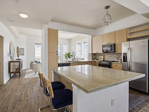 4th image of 3505 Sage Rd Unit 2810