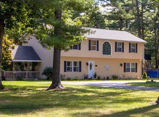 231 Shady Valley Rd, Coventry, RI 02816
