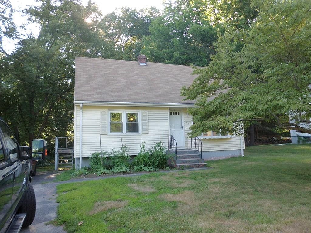 145 Blackstone St, Blackstone, MA 01504 Zillow