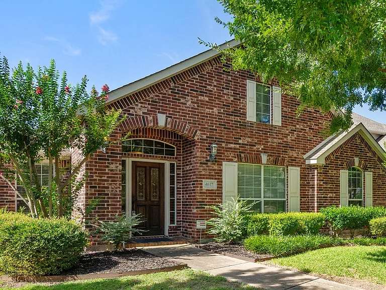 4617 Kingsway Ln — Photo 31