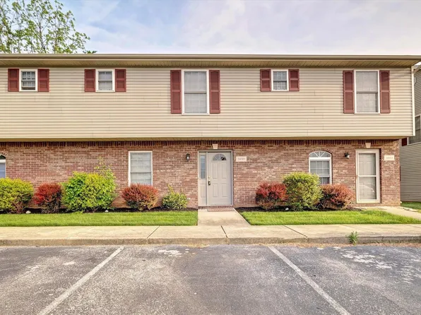 3491 S Oaklawn Cir, Bloomington, IN 47401