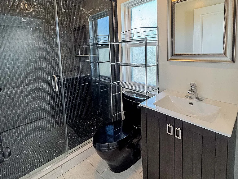 7923 Ledge Ave — Photo 24