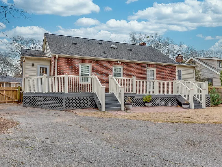 115 Cureton St — Photo 43